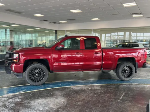Photos of 2018 Chevrolet Silverado 1500 LT for sale in Boone, IA at Pat Clemons Inc.