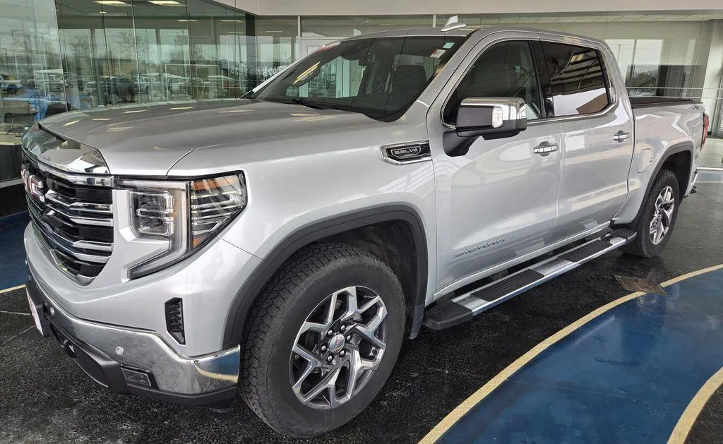 Silver 2022 GMC Sierra 1500 SLT for sale in Boone, IA