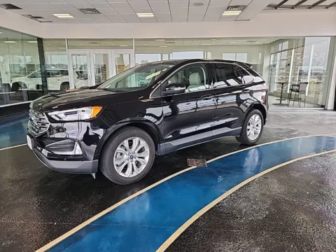 Black 2022 Ford Edge Titanium for sale in Boone, IA