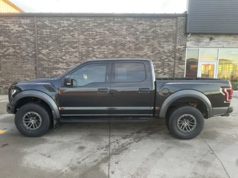 Photos of 2019 Ford F-150 Raptor for sale in Boone, IA at Pat Clemons Inc.