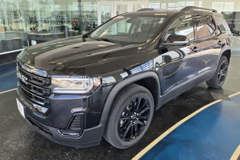 Black 2022 GMC Acadia SLE for sale in Boone, IA