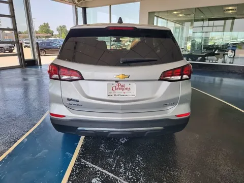 More photos of 2022 Chevrolet Equinox LT at Pat Clemons Inc., IA