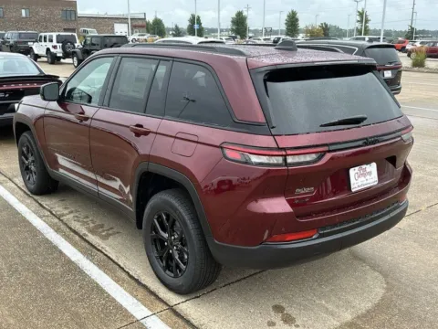 Another view of 2024 Jeep Grand Cherokee Altitude X for sale in Boone, IA at Pat Clemons Inc.