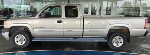 Photos of 2001 GMC Sierra 2500HD SLE for sale in Boone, IA at Pat Clemons Inc.