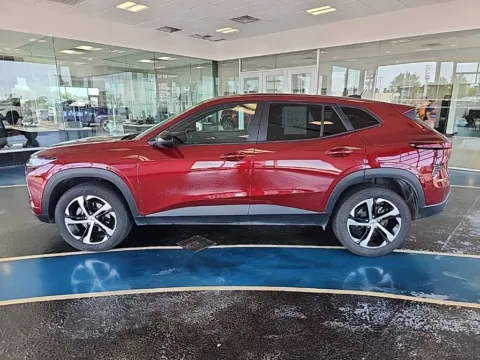 Photos of 2024 Chevrolet Trax 1RS for sale in Boone, IA at Pat Clemons Inc.
