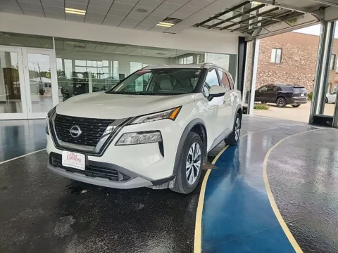 White 2023 Nissan Rogue SV for sale in Boone, IA
