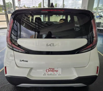 More photos of 2023 Kia Soul LX at Pat Clemons Inc., IA