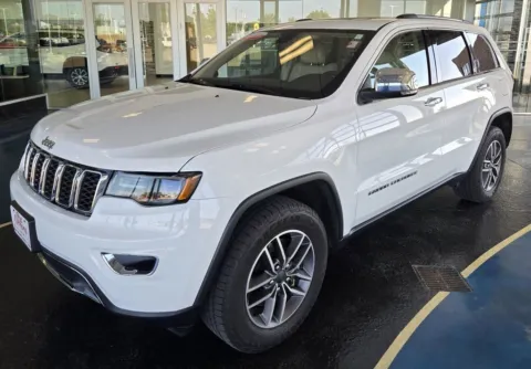 More photos of 2021 Jeep Grand Cherokee Limited at Pat Clemons Inc., IA