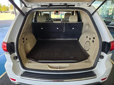 White 2021 Jeep Grand Cherokee Limited for sale in Boone, IA