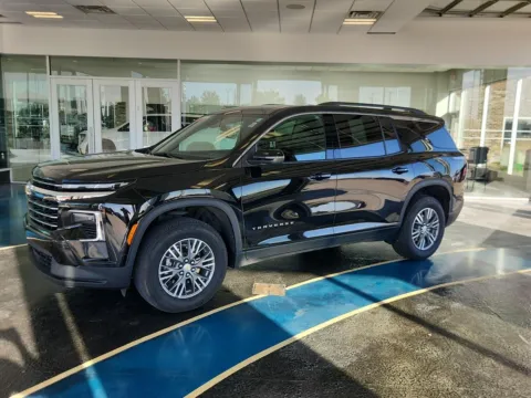 Black 2025 Chevrolet Traverse AWD LT for sale in Boone, IA