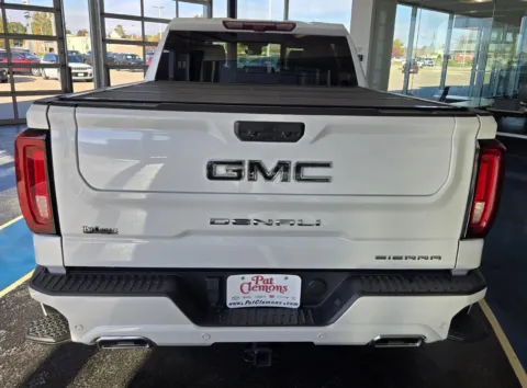 More photos of 2023 GMC Sierra 1500 Denali Ultimate at Pat Clemons Inc., IA