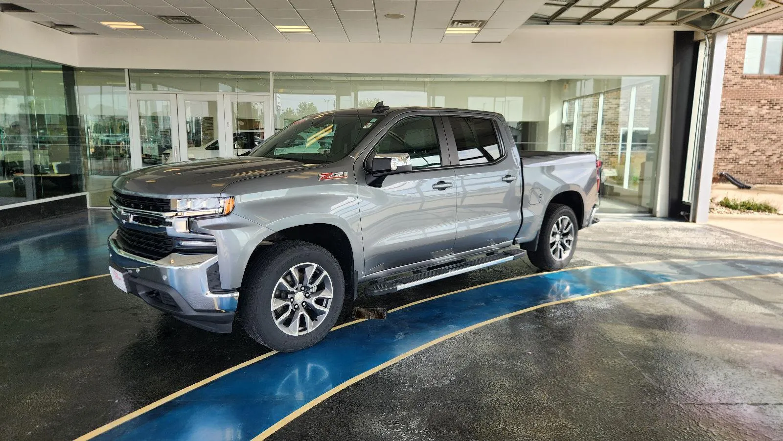 Gray 2020 Chevrolet Silverado 1500 LT for sale in Boone, IA