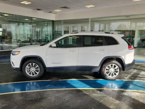 Photos of 2021 Jeep Cherokee Latitude Lux for sale in Boone, IA at Pat Clemons Inc.