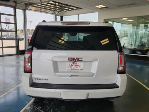 More photos of 2018 GMC Yukon SLT at Pat Clemons Inc., IA