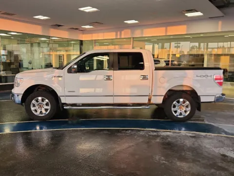 Photos of 2014 Ford F-150 XLT for sale in Boone, IA at Pat Clemons Inc.