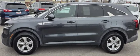 More photos of 2022 Kia Sorento LX at Capital City Motor Company, IA