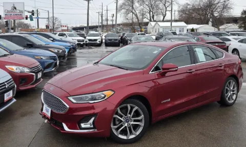 Red 2019 Ford Fusion Hybrid Titanium for sale in Des Moines, IA