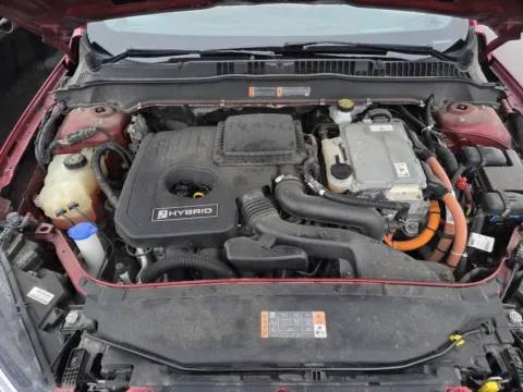 More photos of 2019 Ford Fusion Hybrid Titanium at Capital City Motor Company, IA