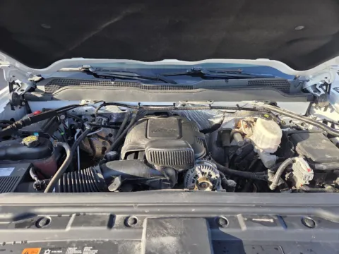 More photos of 2018 Chevrolet Silverado 2500HD LT at Capital City Motor Company, IA