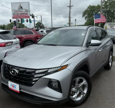 Silver 2023 Hyundai Tucson SEL for sale in Des Moines, IA