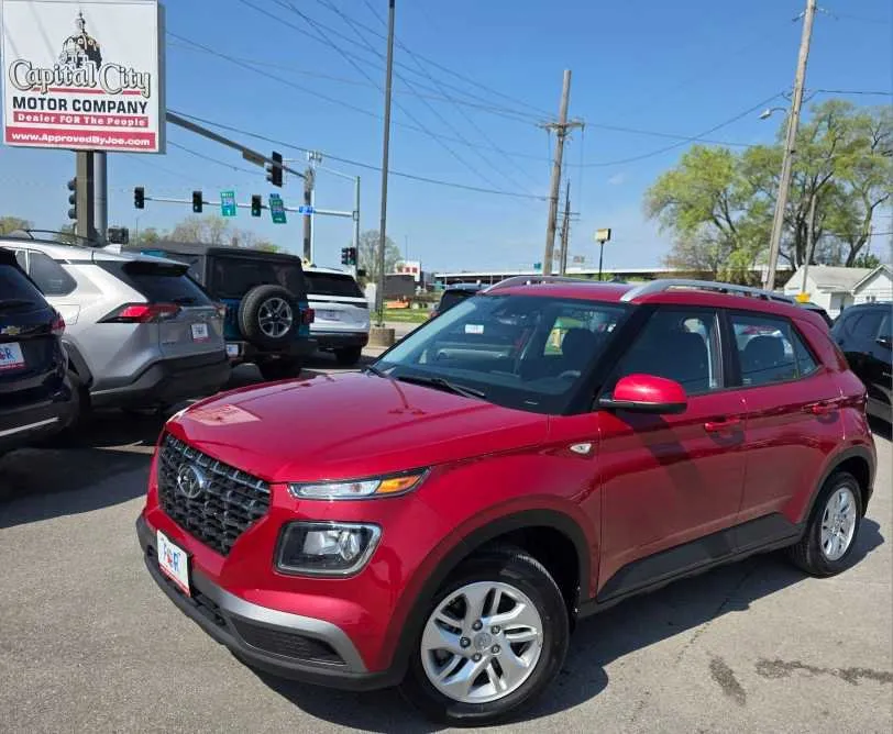 2020 Hyundai Venue SEL for sale in Des Moines, IA