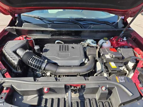 More photos of 2023 GMC Acadia SLT at Capital City Motor Company, IA