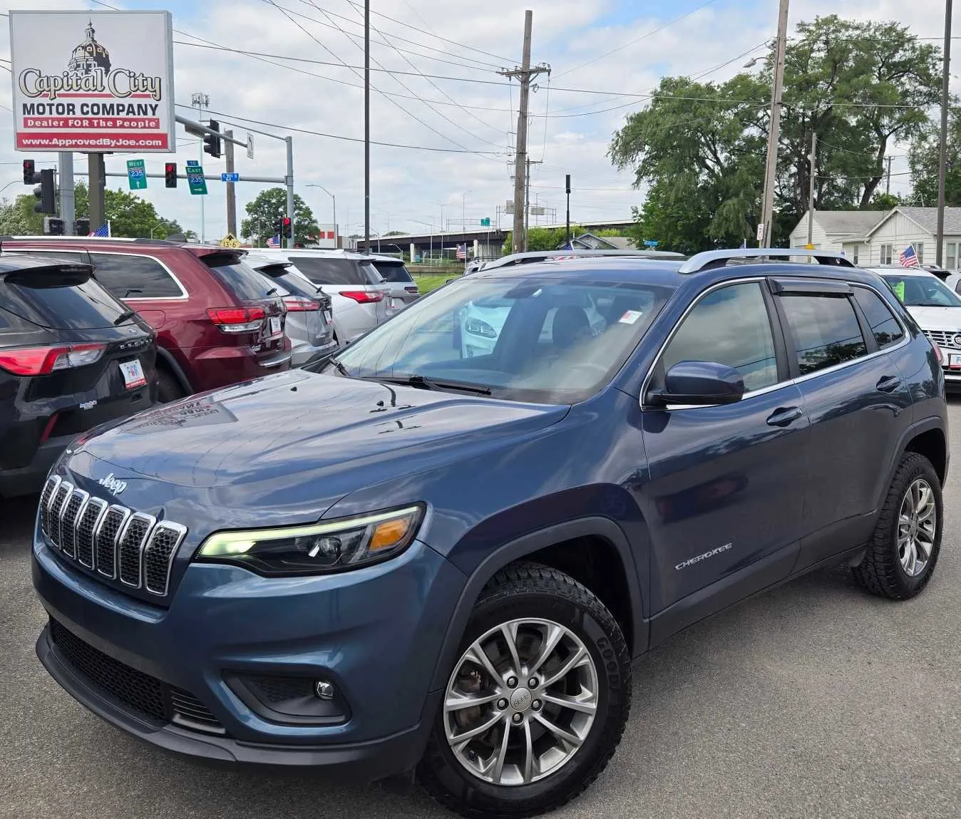 Blue 2019 Jeep Cherokee Latitude Plus for sale in Des Moines, IA