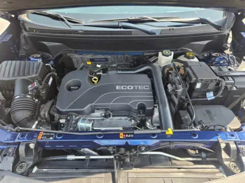 More photos of 2022 Chevrolet Equinox LT at Capital City Motor Company, IA