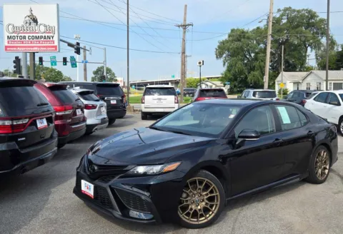 Black 2023 Toyota Camry SE Nightshade for sale in Des Moines, IA