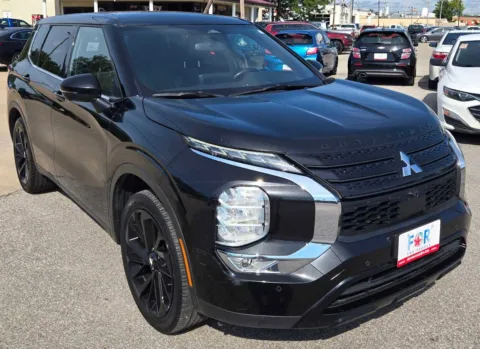 Photos of 2023 Mitsubishi Outlander SE Black Edition for sale in Des Moines, IA at Capital City Motor Company