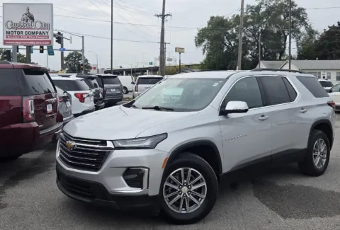 Silver 2022 Chevrolet Traverse LT Cloth for sale in Des Moines, IA