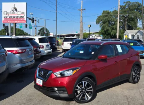 Red 2020 Nissan Kicks SV for sale in Des Moines, IA