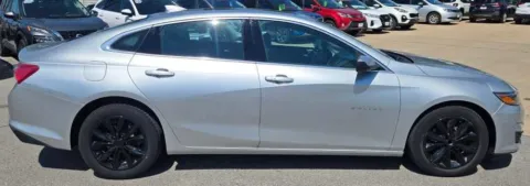 More photos of 2021 Chevrolet Malibu LT at Capital City Motor Company, IA