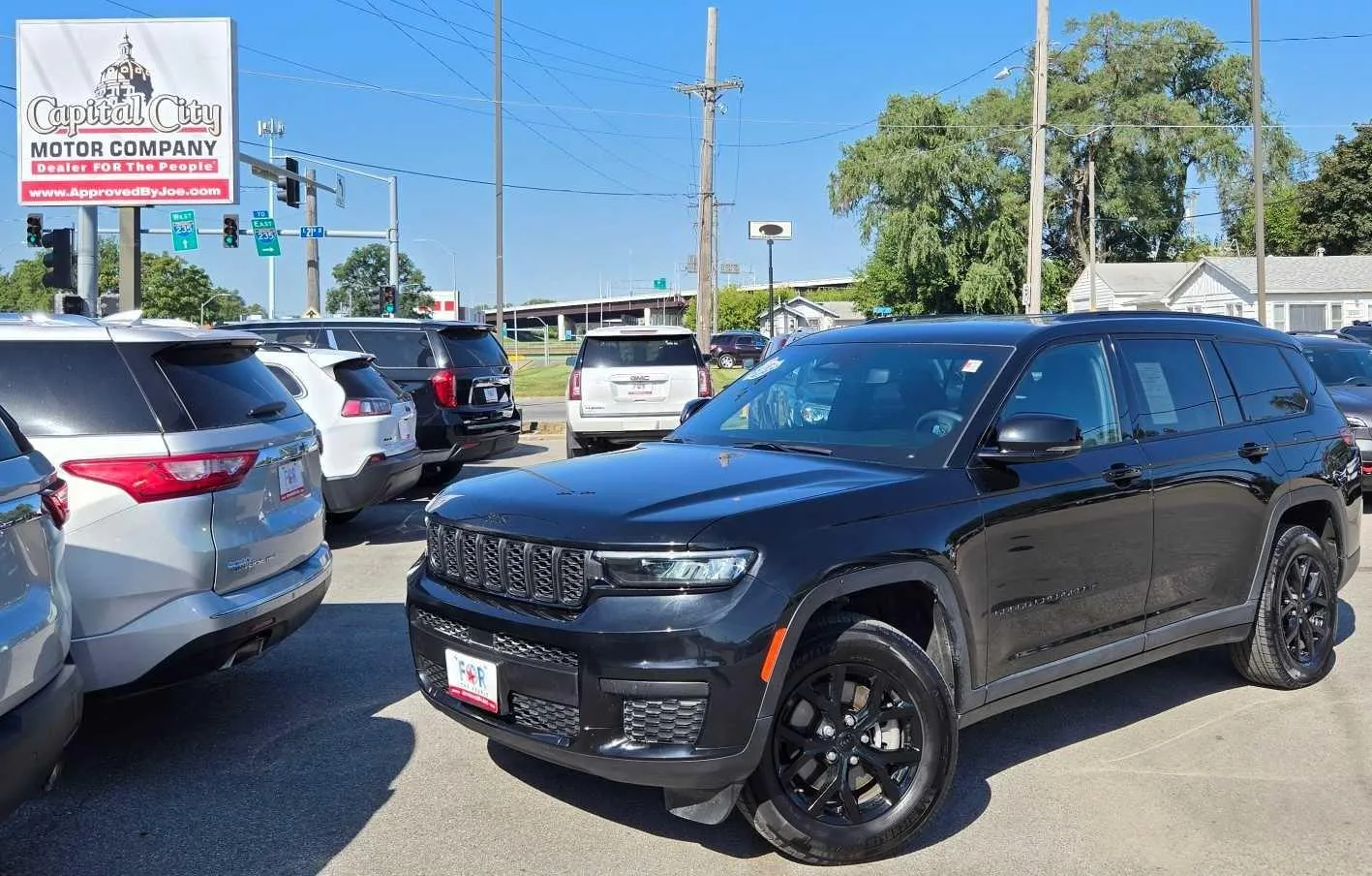 Black 2024 Jeep Grand Cherokee L Altitude for sale in Des Moines, IA