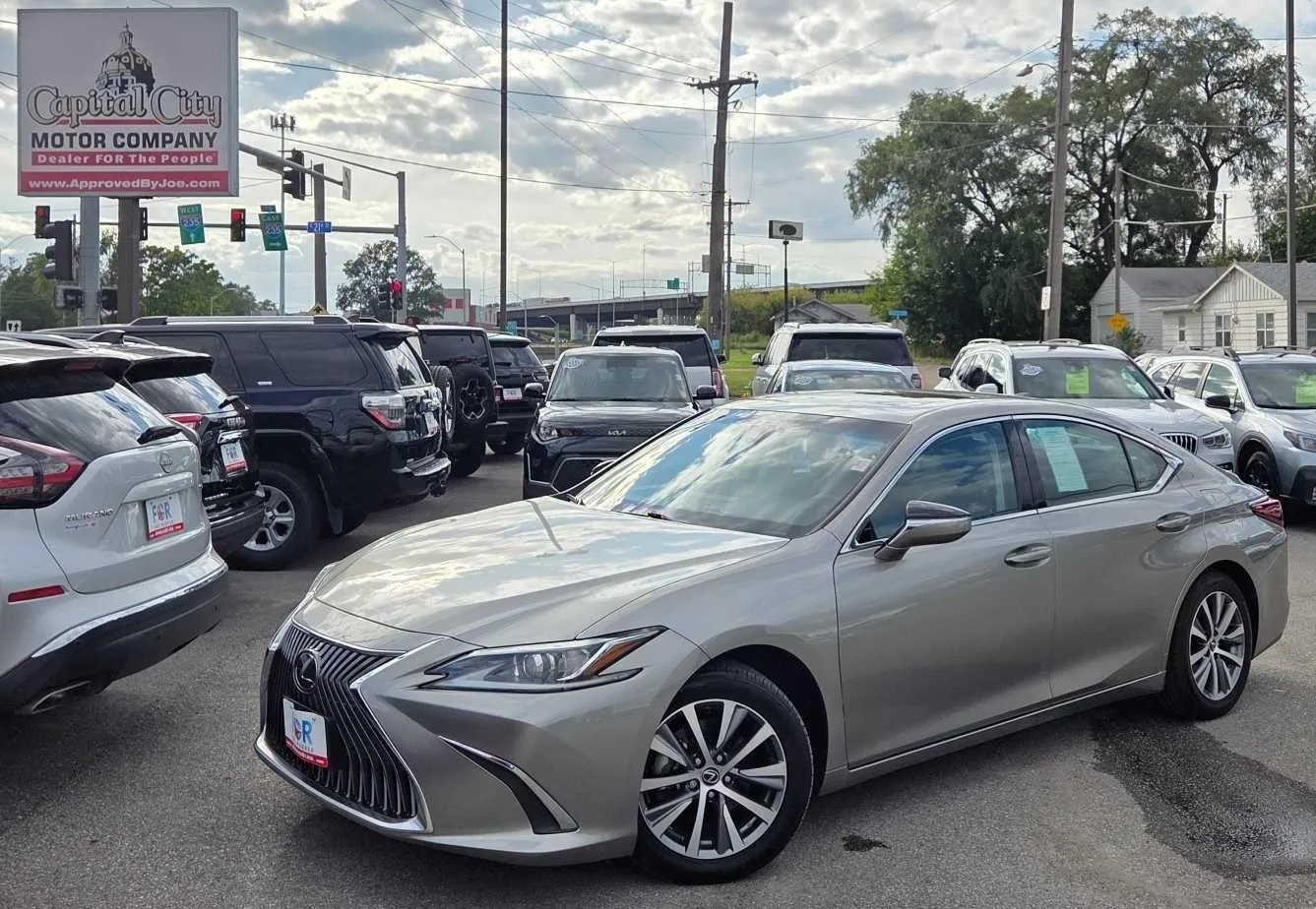 Silver 2021 Lexus ES 350 for sale in Des Moines, IA