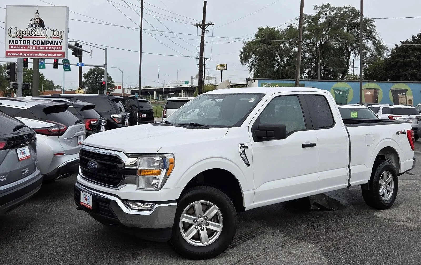 Black 2021 Ford F-150 XLT for sale in Des Moines, IA