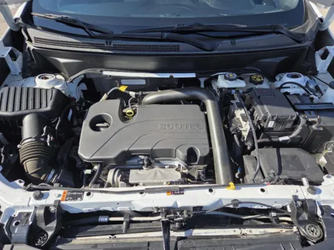 More photos of 2023 Chevrolet Equinox RS at Capital City Motor Company, IA