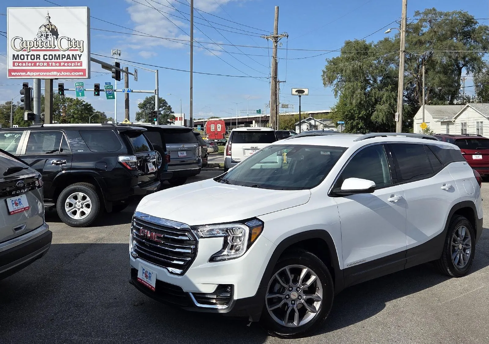 White 2024 GMC Terrain SLT for sale in Des Moines, IA