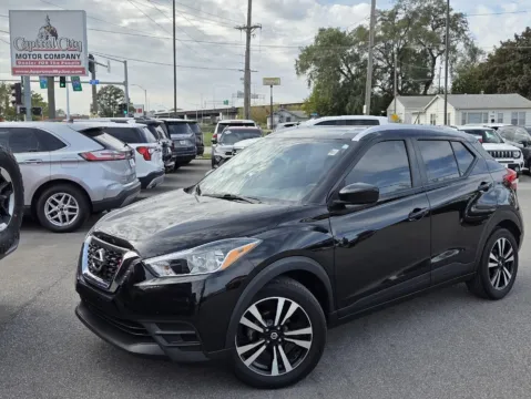 Black 2019 Nissan Kicks SV for sale in Des Moines, IA