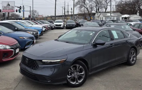 Gray 2024 Honda Accord Sedan EX for sale in Des Moines, IA
