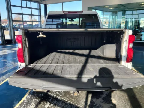More photos of 2021 Chevrolet Silverado 1500 LT Trail Boss at Pat Clemons Inc., IA