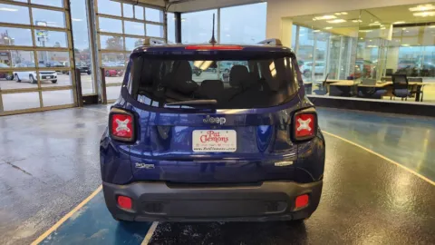 More photos of 2016 Jeep Renegade Latitude at Pat Clemons Inc., IA