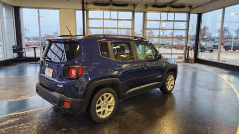 More photos of 2016 Jeep Renegade Latitude at Pat Clemons Inc., IA