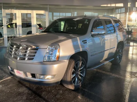 Silver 2011 Cadillac Escalade Luxury for sale in Boone, IA