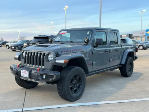 Gray 2023 Jeep Gladiator Mojave for sale in Boone, IA