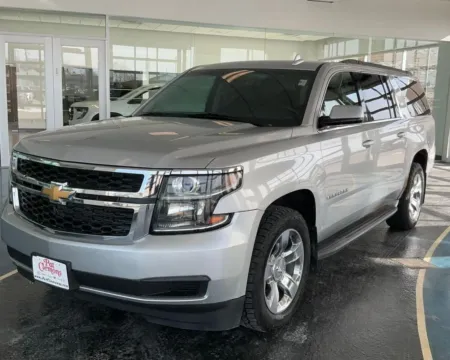 Silver 2016 Chevrolet Suburban LT for sale in Boone, IA