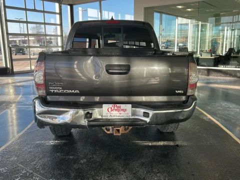 More photos of 2012 Toyota Tacoma V6 at Pat Clemons Inc., IA