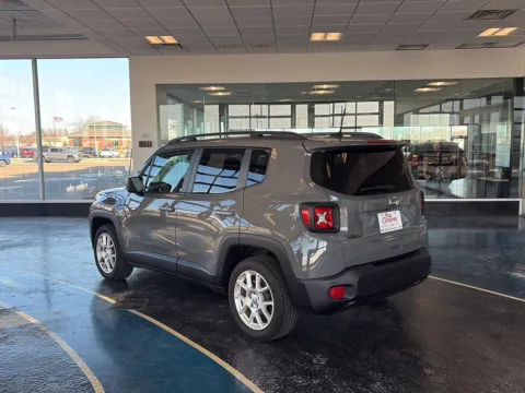 Another view of 2020 JEEP RENEGADE LATITU for sale in Boone, IA at Pat Clemons Inc.