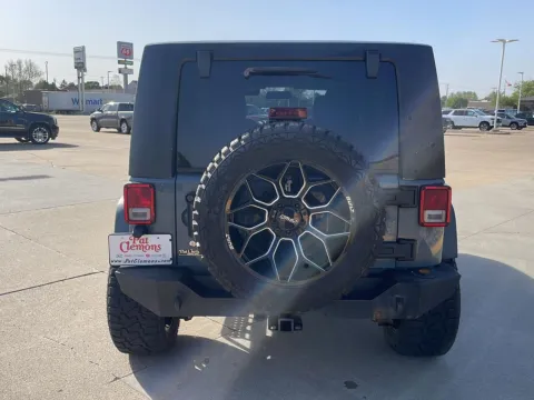 More photos of 2015 Jeep Wrangler Unlimited Sport at Pat Clemons Inc., IA