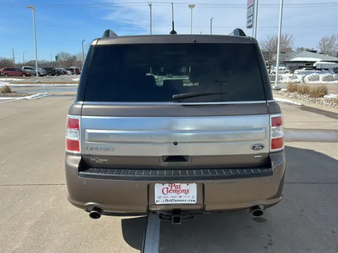 More photos of 2019 Ford Flex Limited at Pat Clemons Inc., IA